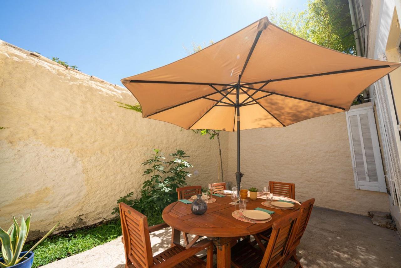 Roma Divine Home Cinema Et Jardin Nimes Luaran gambar