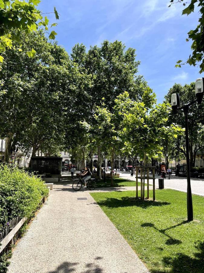 Roma Divine Home Cinema Et Jardin Nimes Luaran gambar