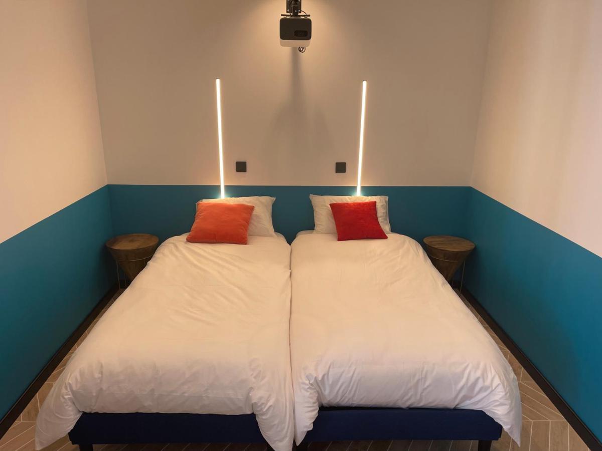 Roma Divine Home Cinema Et Jardin Nimes Luaran gambar
