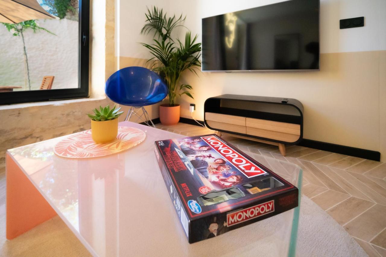 Roma Divine Home Cinema Et Jardin Nimes Luaran gambar