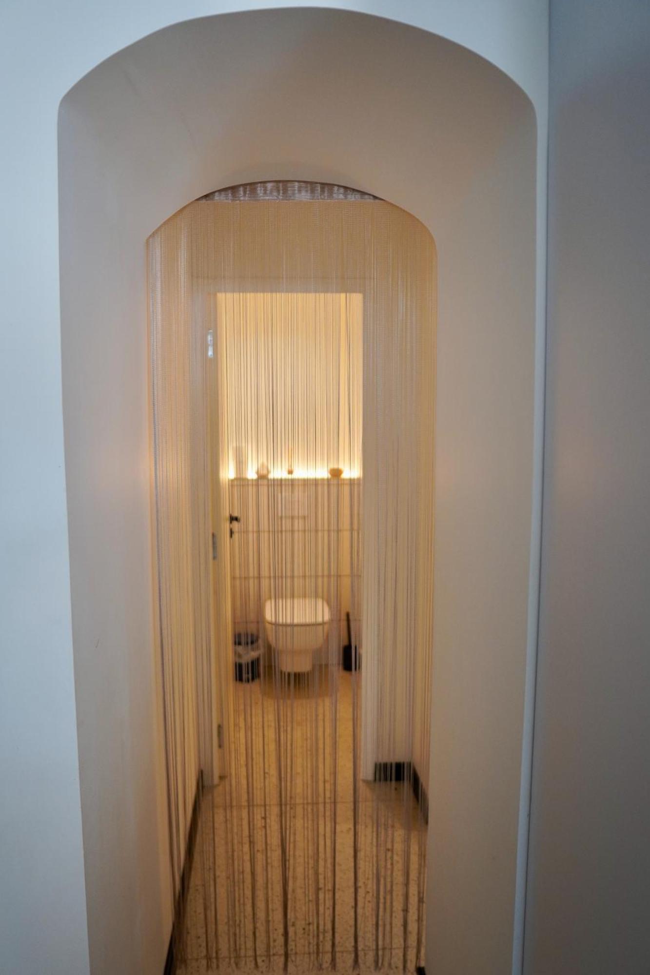 Roma Divine Home Cinema Et Jardin Nimes Luaran gambar