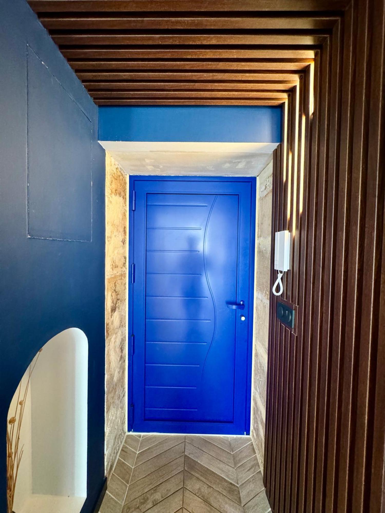 Roma Divine Home Cinema Et Jardin Nimes Luaran gambar